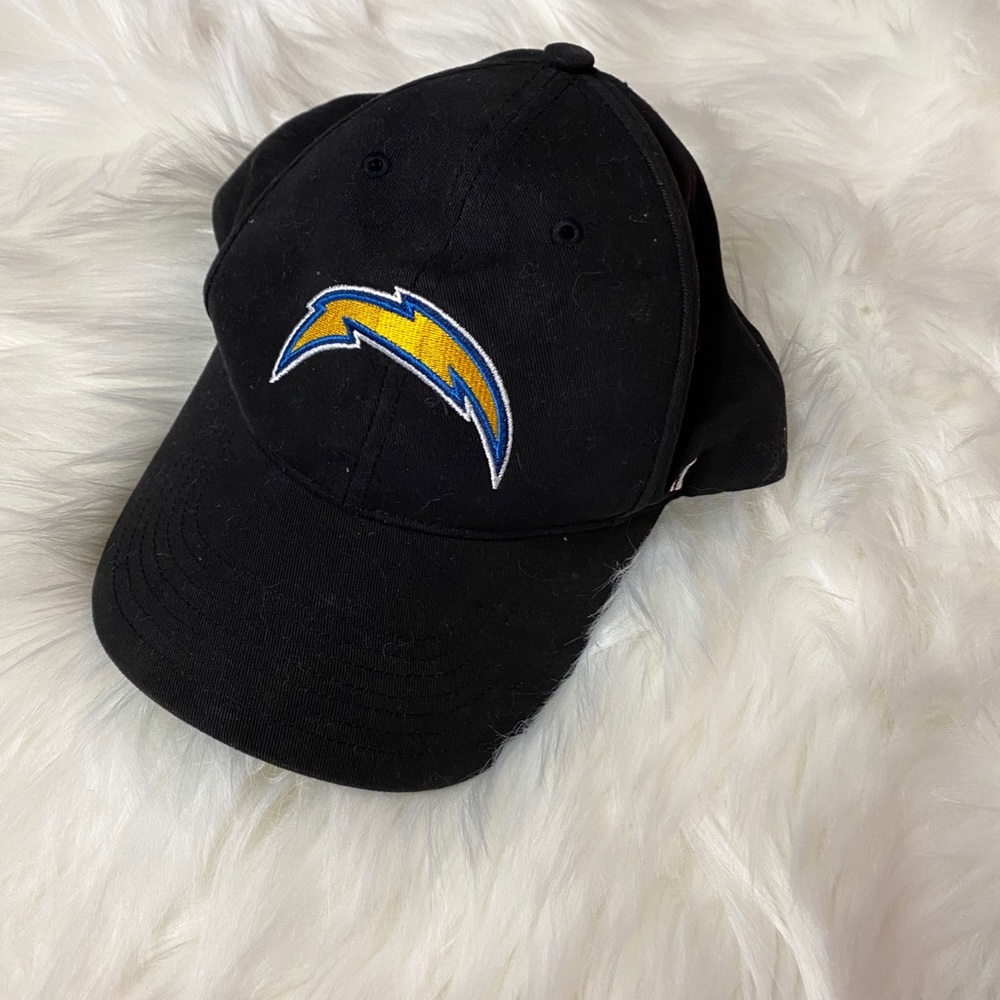Chargers cap, Velcro back strapping